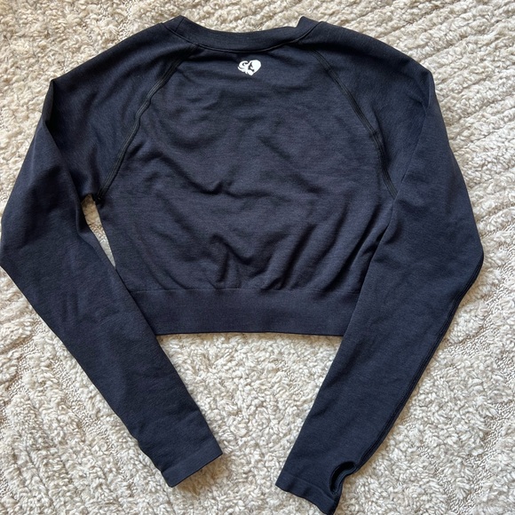 Women’s Best Power Seamless Black Long Sleeve Crop Top - Picture 4 of 5